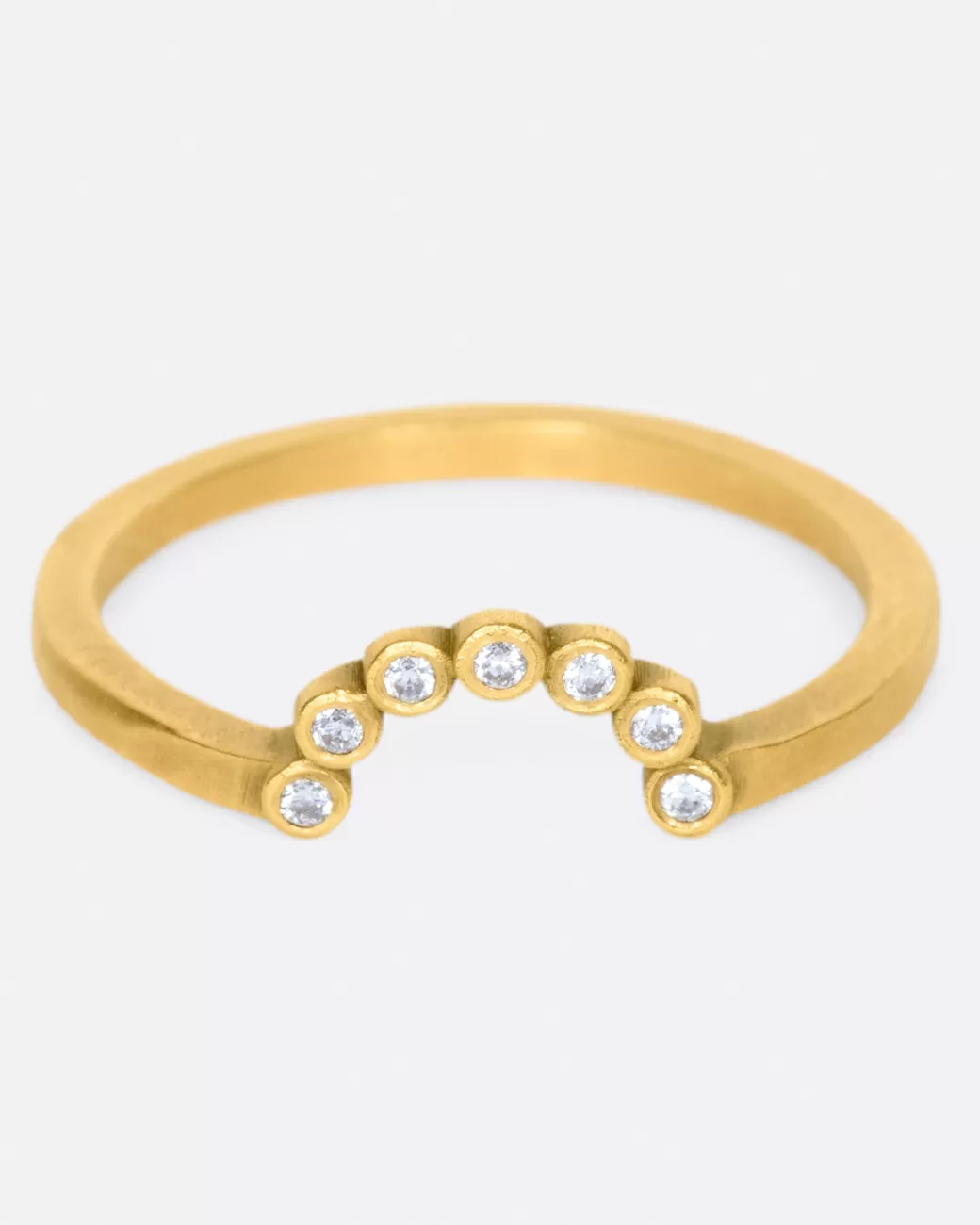 Contemporary>ANANDA KHALSA Arced Diamond Ring