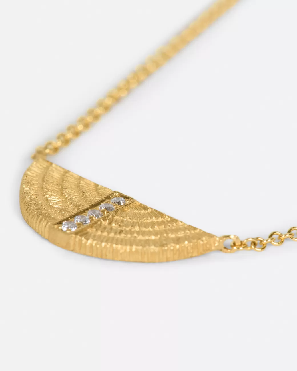 Contemporary>DMD METAL Arched Trova Necklace