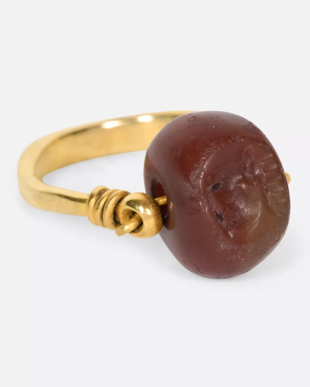 Vintage>VINTAGE Carnelian Stag Flip Ring
