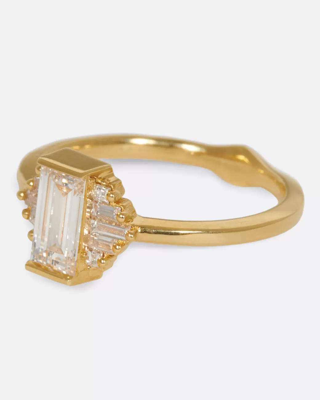 Contemporary>ARTEMER Classic Art Deco Ring