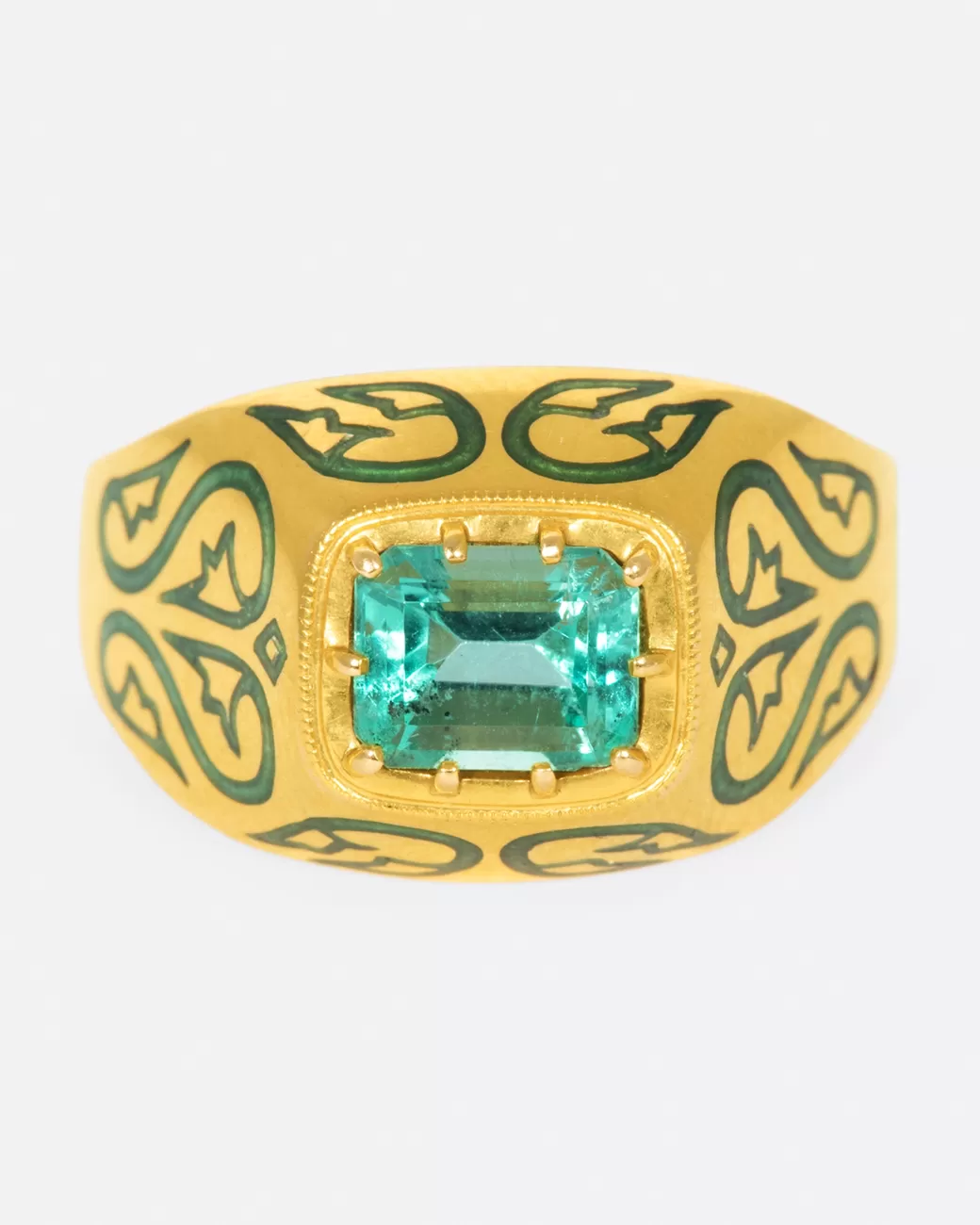 Vintage>Love Adorned Vintage Emerald & Enamel Ring