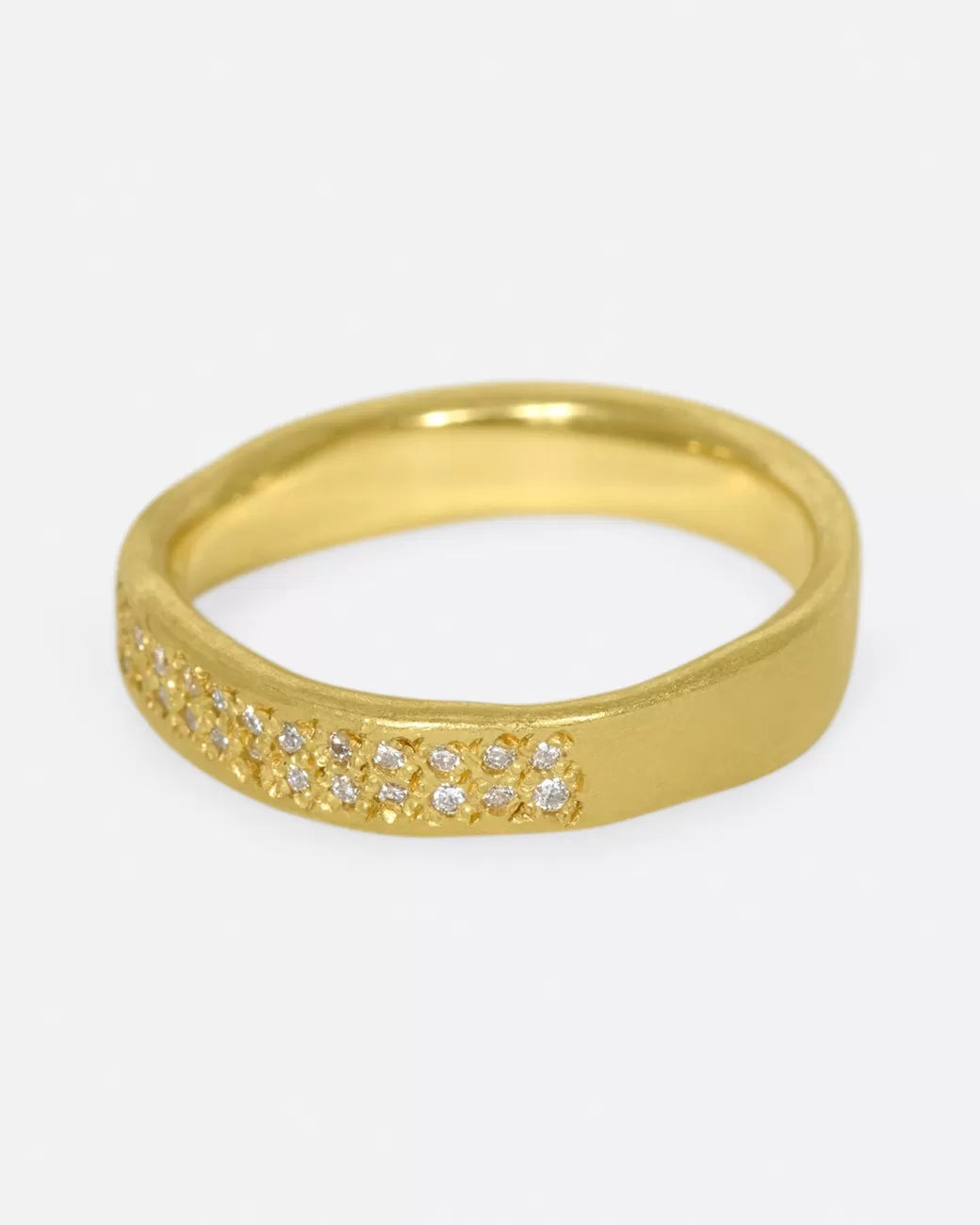 Contemporary>AILI Flow Ring With White Diamonds