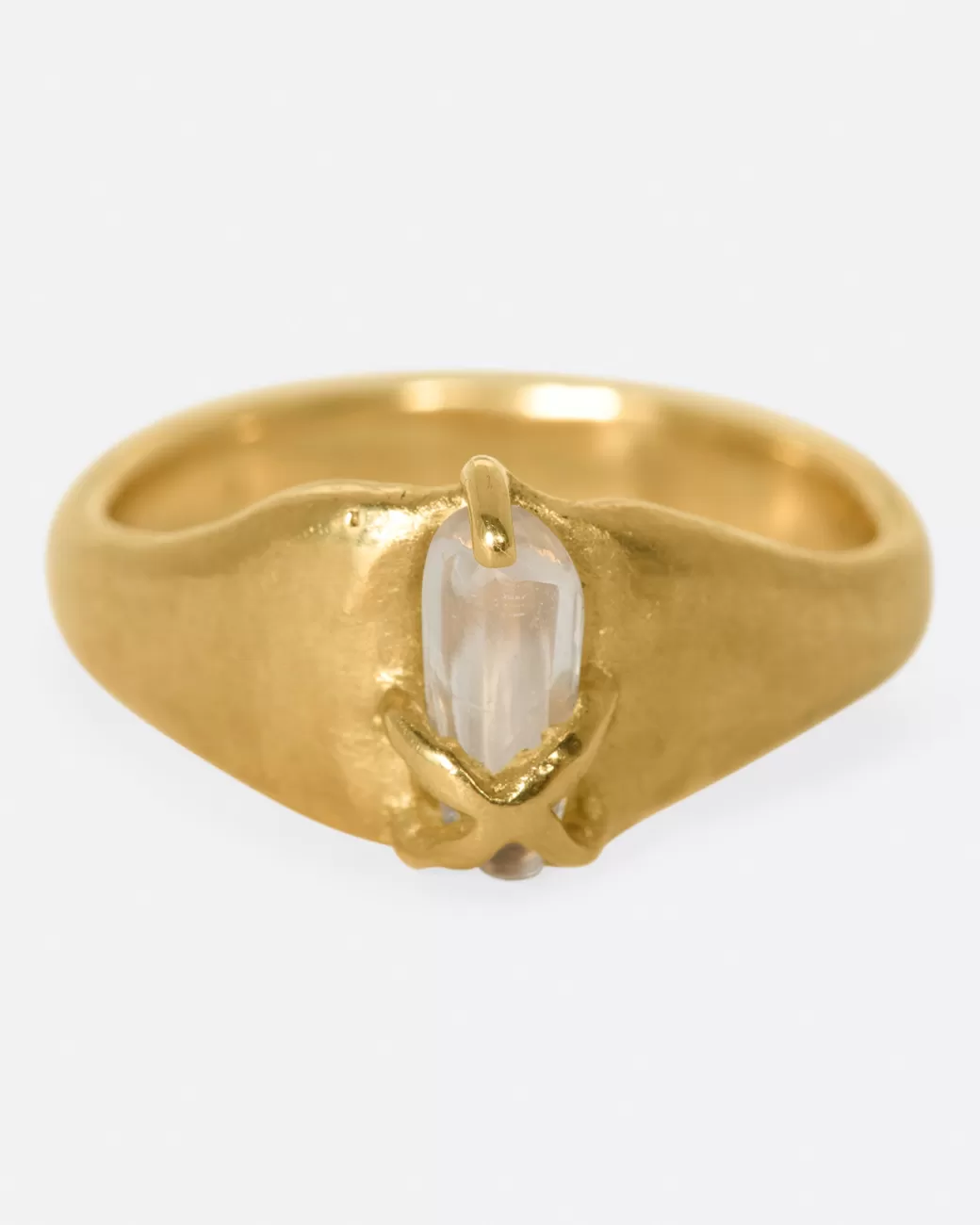 Contemporary>HOCERAT Gold Wrapped Sapphire Signet Ring