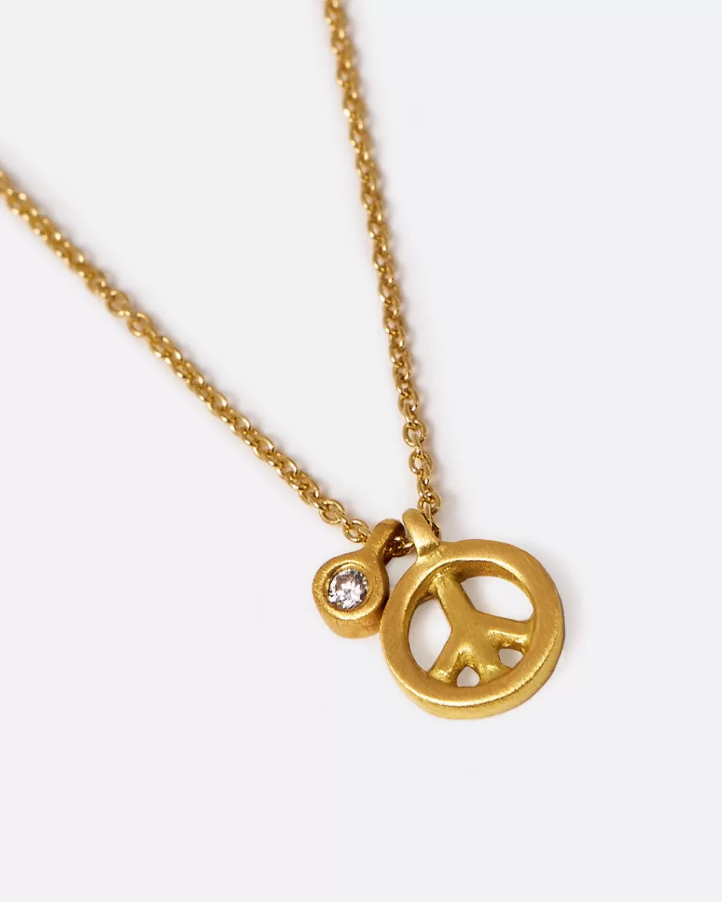 Contemporary>MARIAN MAURER Micro Peace Sign Necklace