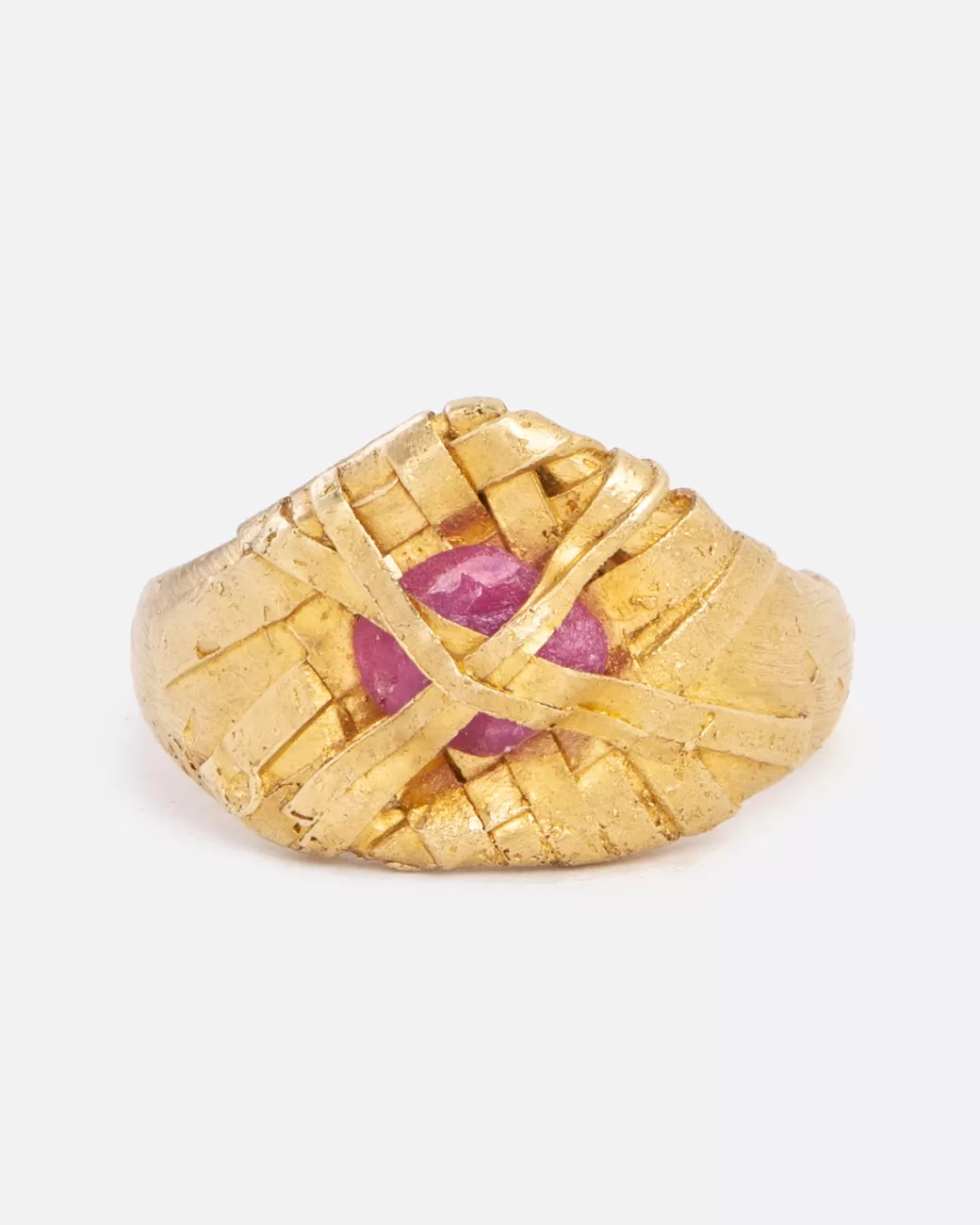 Contemporary>FRASER HAMILTON Ruby Woven Ring