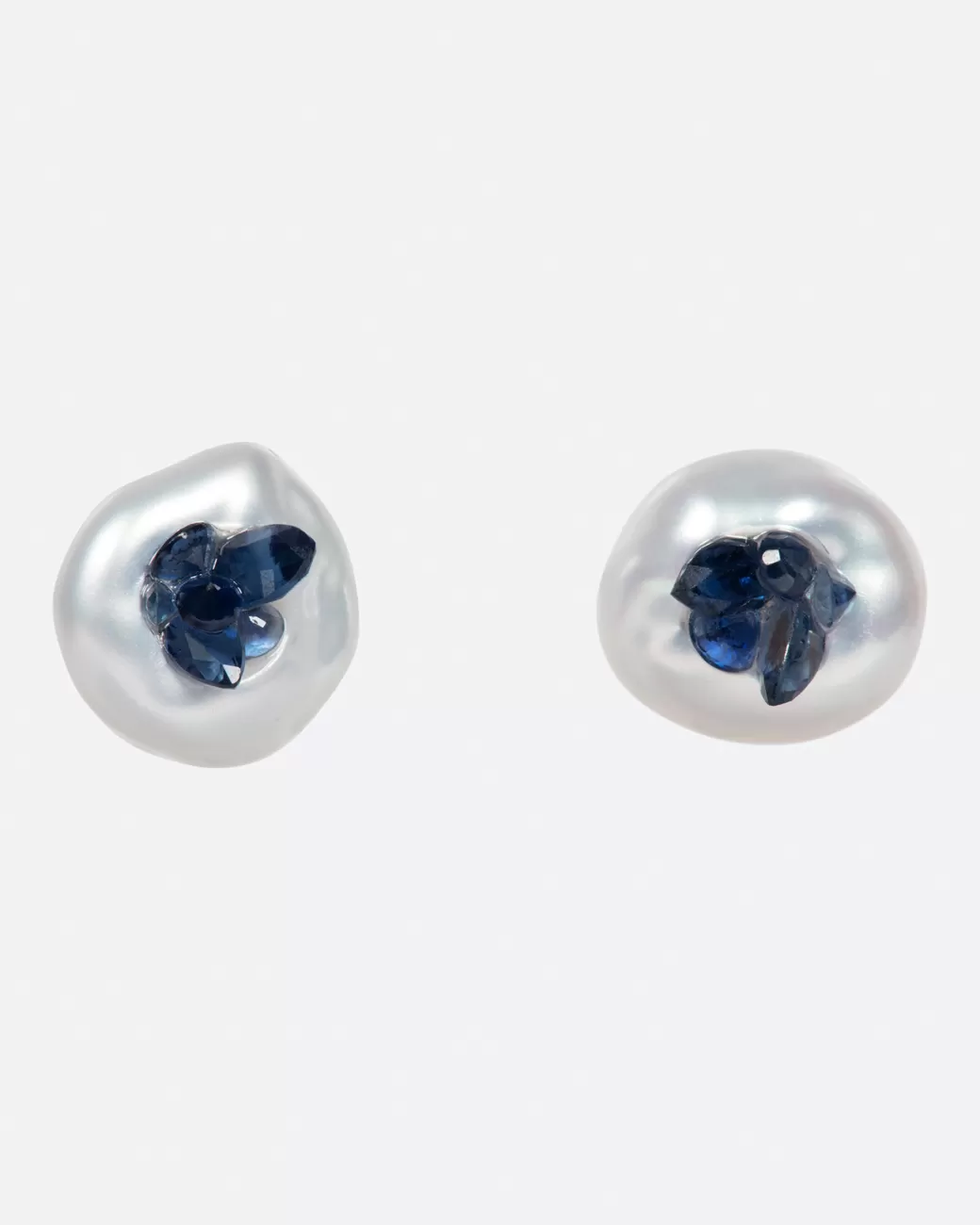 Contemporary>LITTLE H Sapphire Crystal Pearl Studs