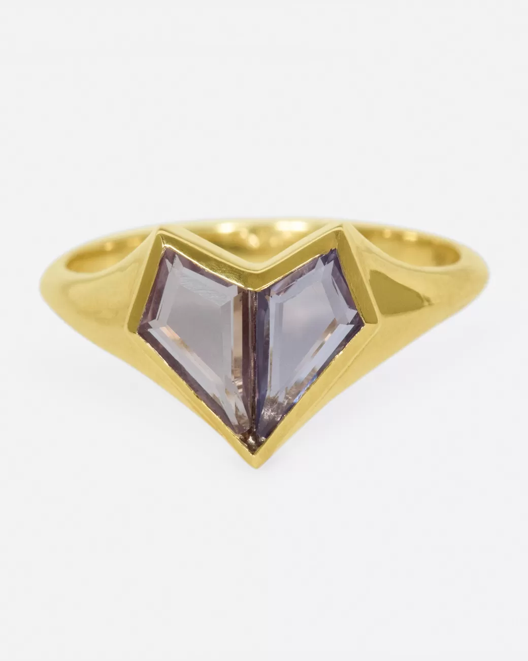 Contemporary>Era Sapphire Heart Ring