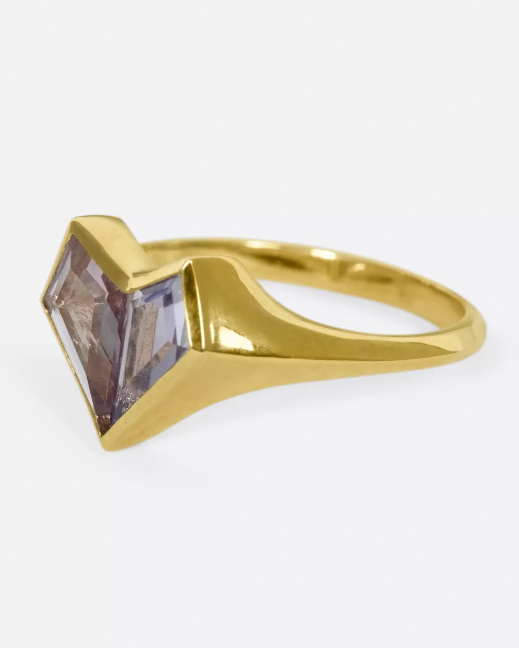 Contemporary>Era Sapphire Heart Ring