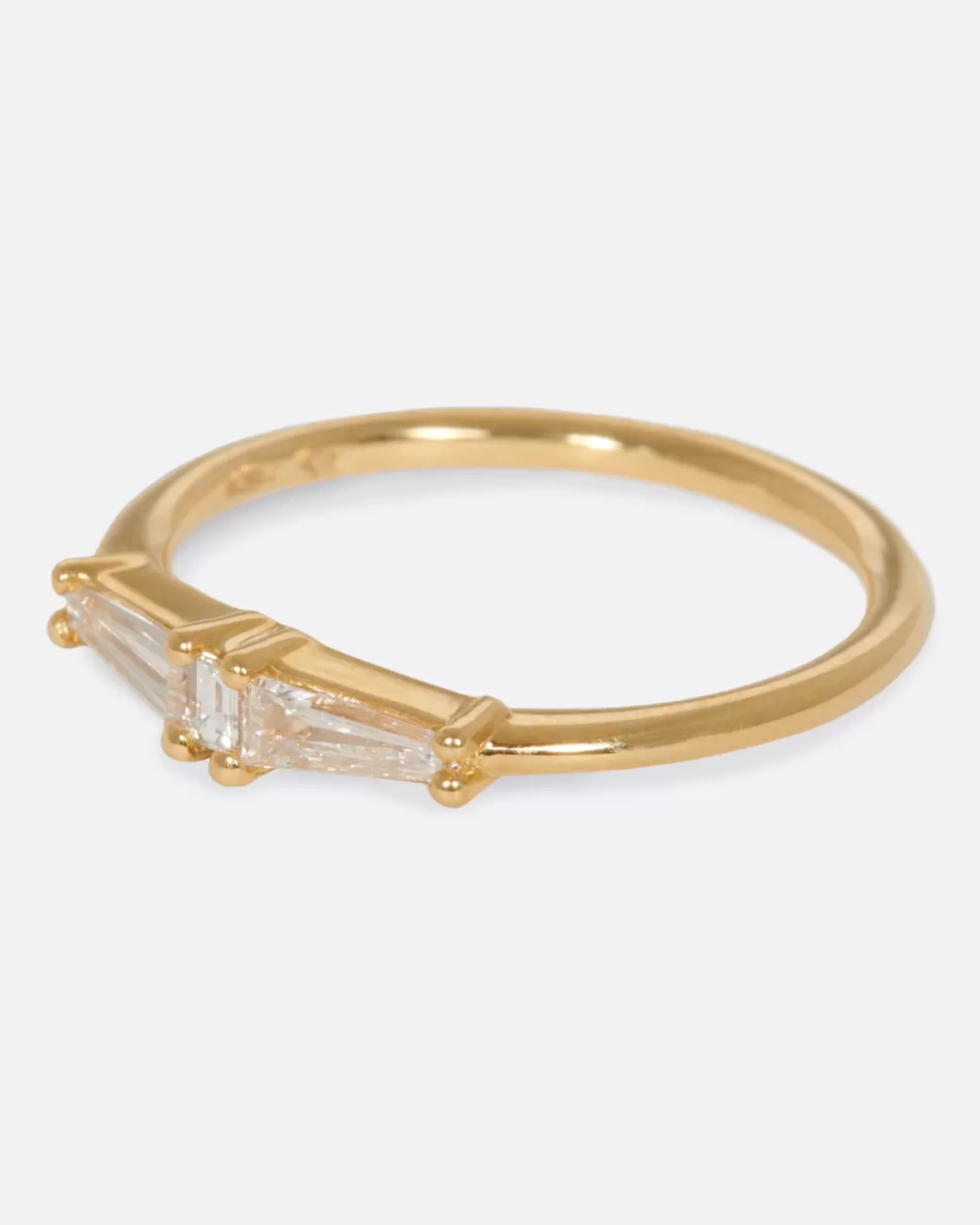 Contemporary>ARTEMER Tapered Baguette Ring